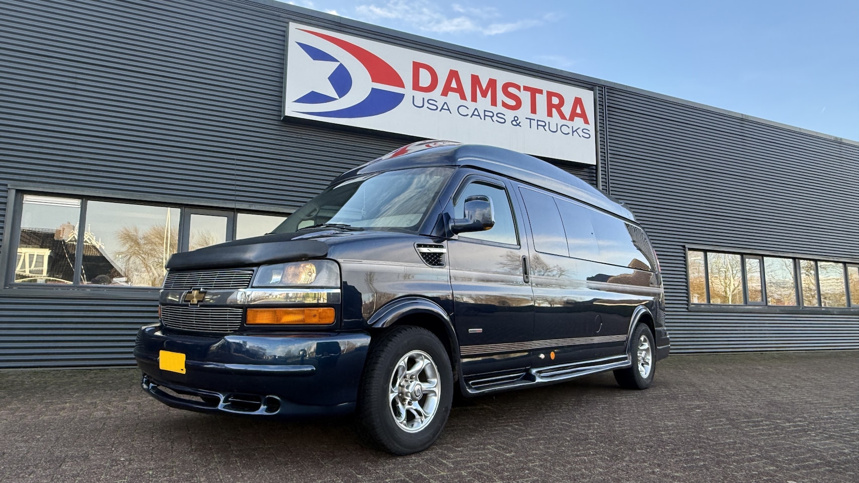 Chevrolet Express - 2500 6.6 duramax Sunshine conversion - AutoWereld.nl