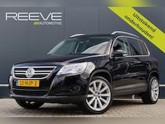 Volkswagen Tiguan - 1.4 TSI Sport&Style 4Motion | Uitstekend onderhouden | Trekhaak / 2000kg trekgewicht | 19