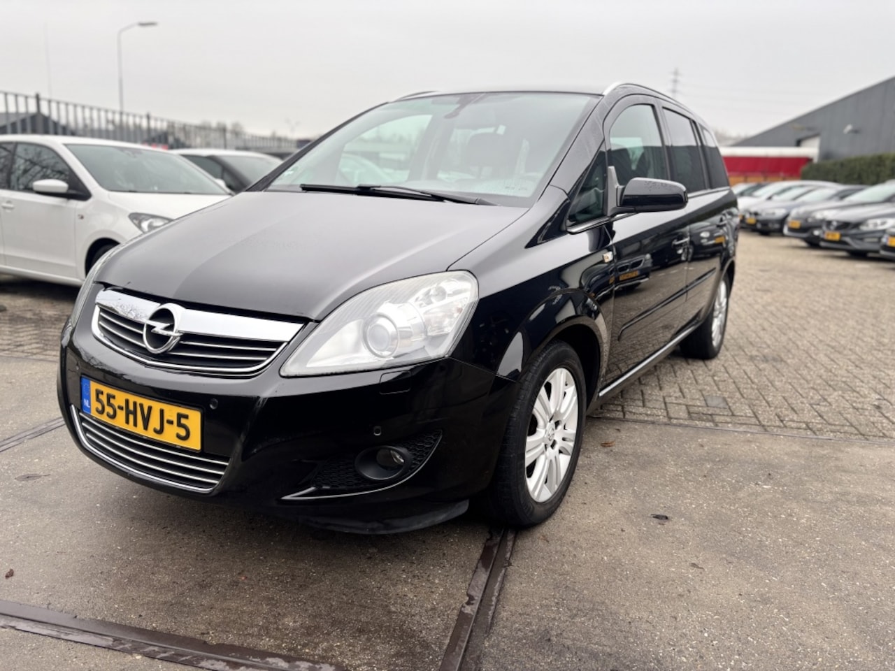 Opel Zafira - 2.2 Cosmo AUTOMAAT!NAVI!7PERSOONS! - AutoWereld.nl