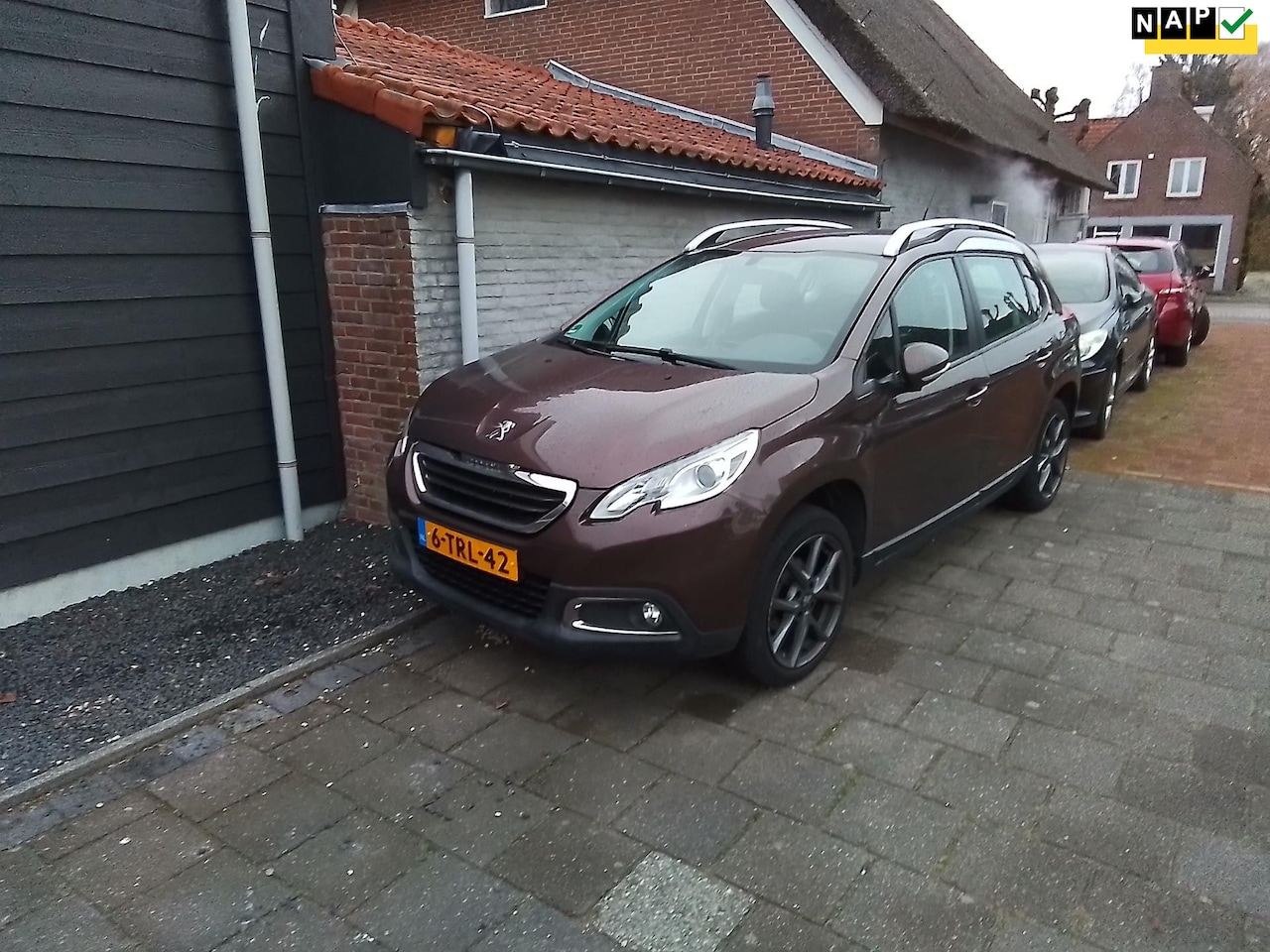 Peugeot 2008 - 1.2 VTi Blue Lease 1.2 AUTOMAAT, ZEER LUX,S - AutoWereld.nl
