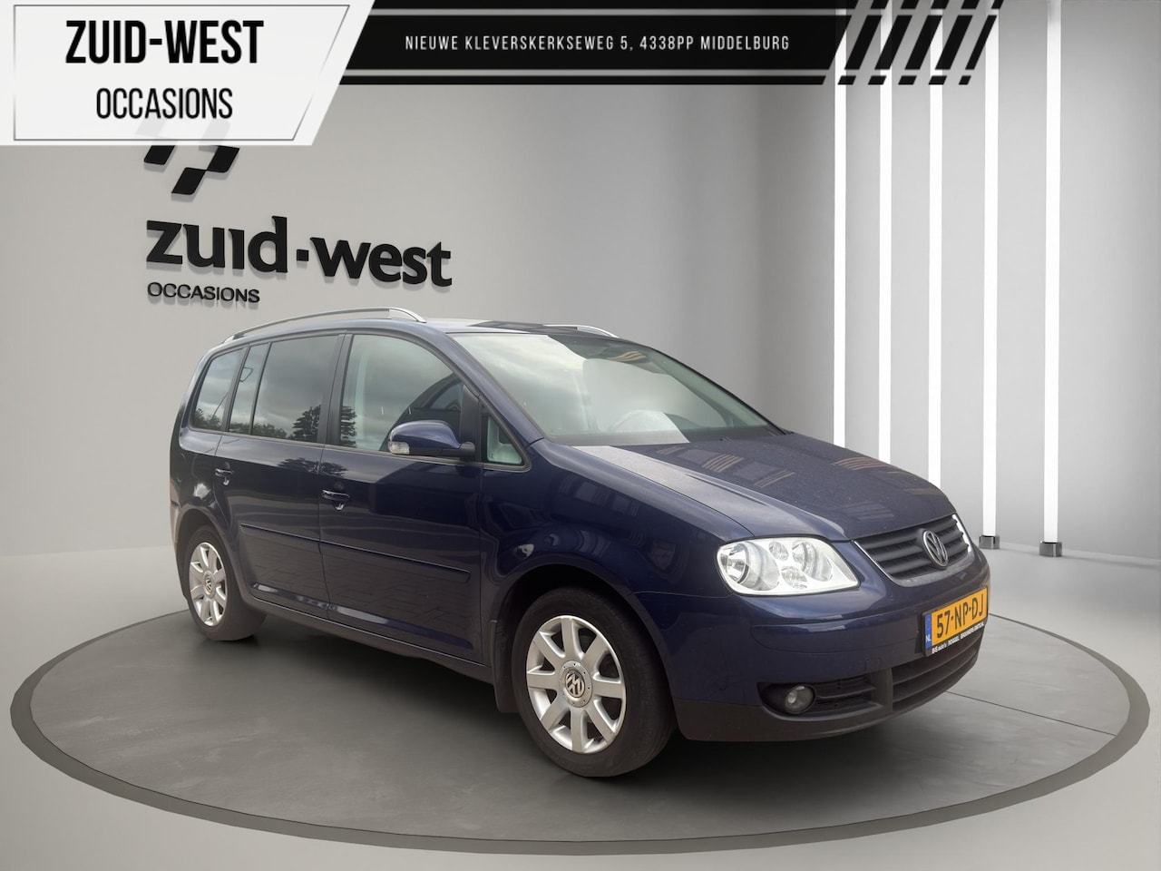 Volkswagen Touran - 1.6-16V FSI Highline Clima Cruise Trekhaak - AutoWereld.nl