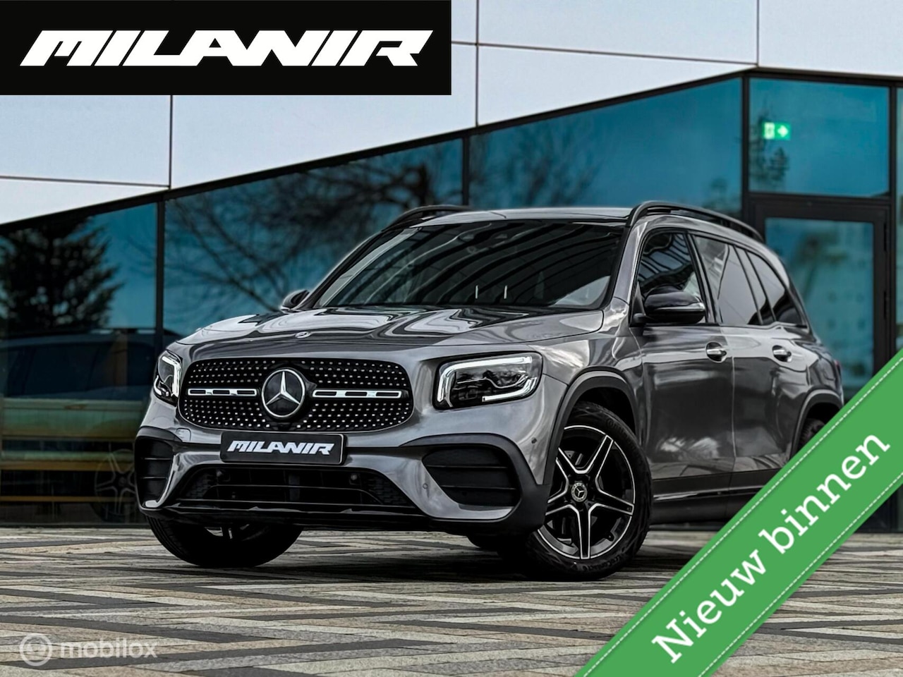 Mercedes-Benz GLB - 180 AMG Line |Pano |Memory |Carbon |Elek. Klep - AutoWereld.nl