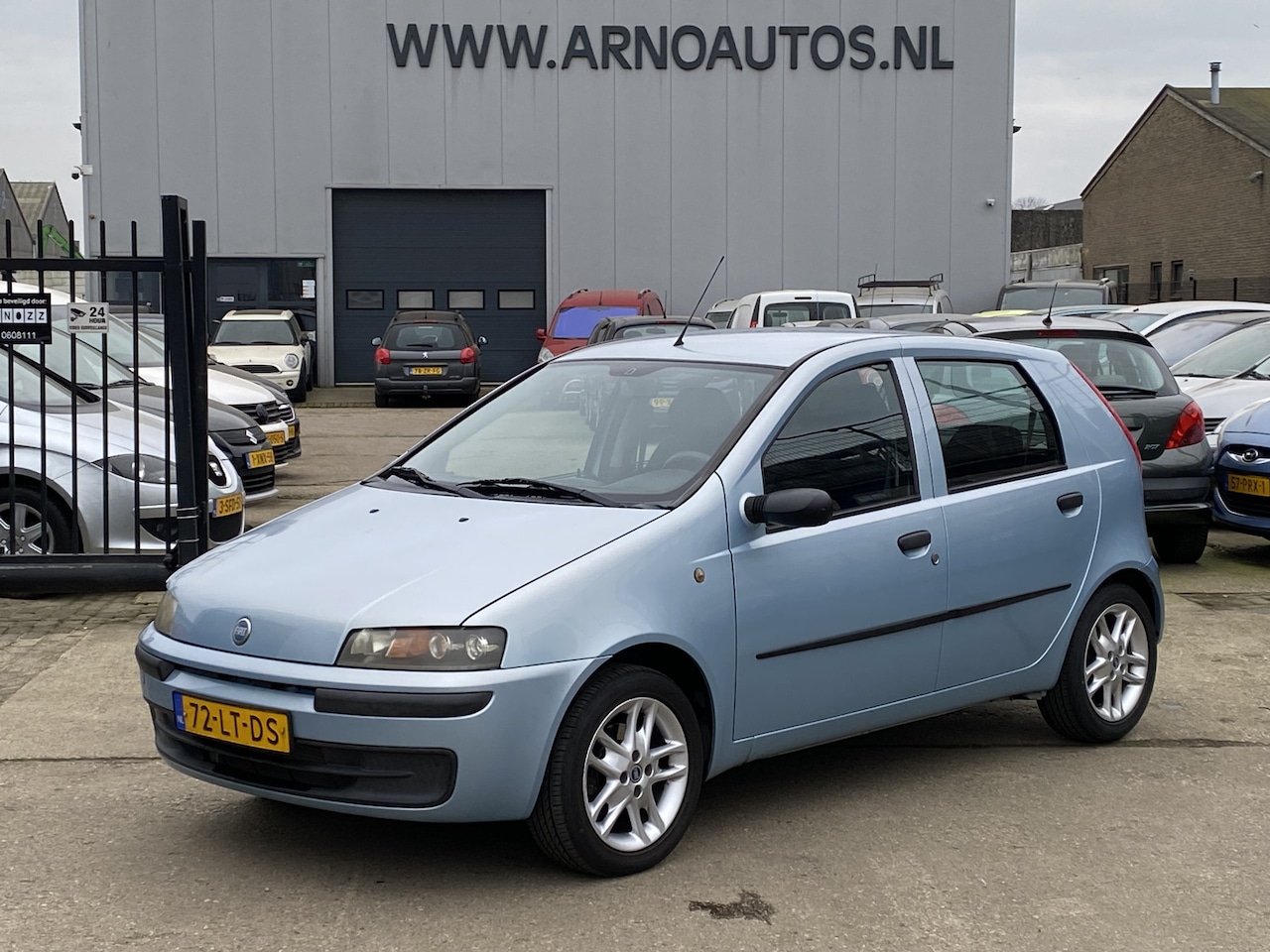 Fiat Punto - 1.2-16V Dynamic 1.2-16V Dynamic 5-DEURS, 97.139 KM NAP, AIRCO, APK TOT 27-11-26, STUURBEKRACHTING, ELEK-RA - AutoWereld.nl