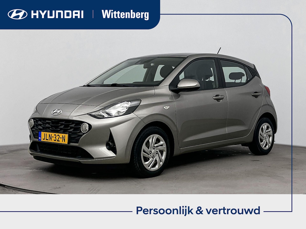 Hyundai i10 - 1.0 COMFORT | NAVI via ANDROID AUTO & APPLE CAR PLAY | AIRCO | CRUISE | BLUETOOTH | ARMSTE - AutoWereld.nl
