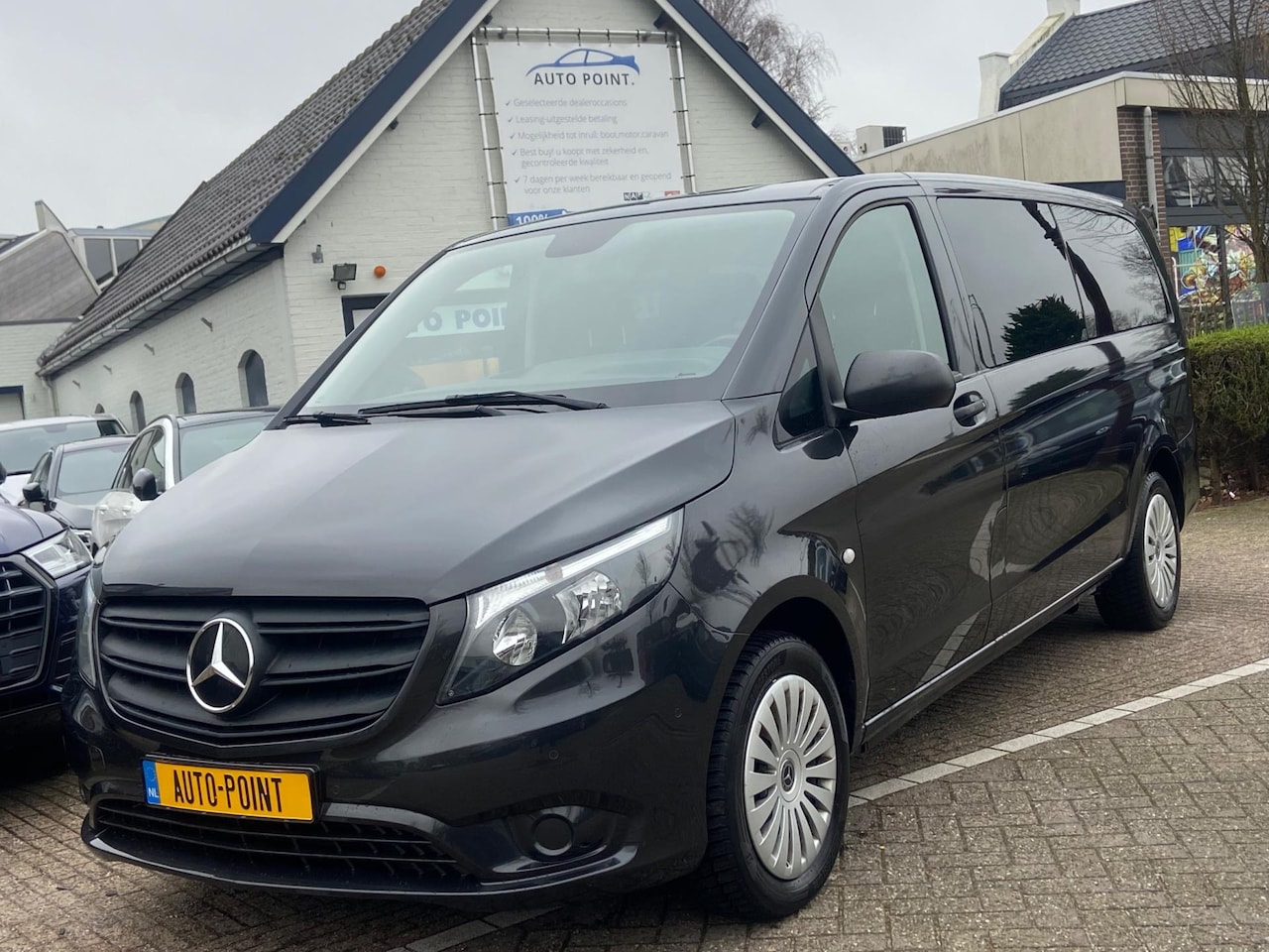 Mercedes-Benz Vito Tourer - 114 CDI XXL 9-PERSOONS/NAVI/STOELVERW/CAMERA - AutoWereld.nl