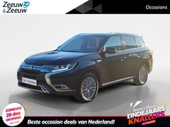 Mitsubishi Outlander - 2.4 PHEV Intense+ Airco/ECC | Navigatie | Trekhaak | PDC | Blindspot | jaar Garantie
