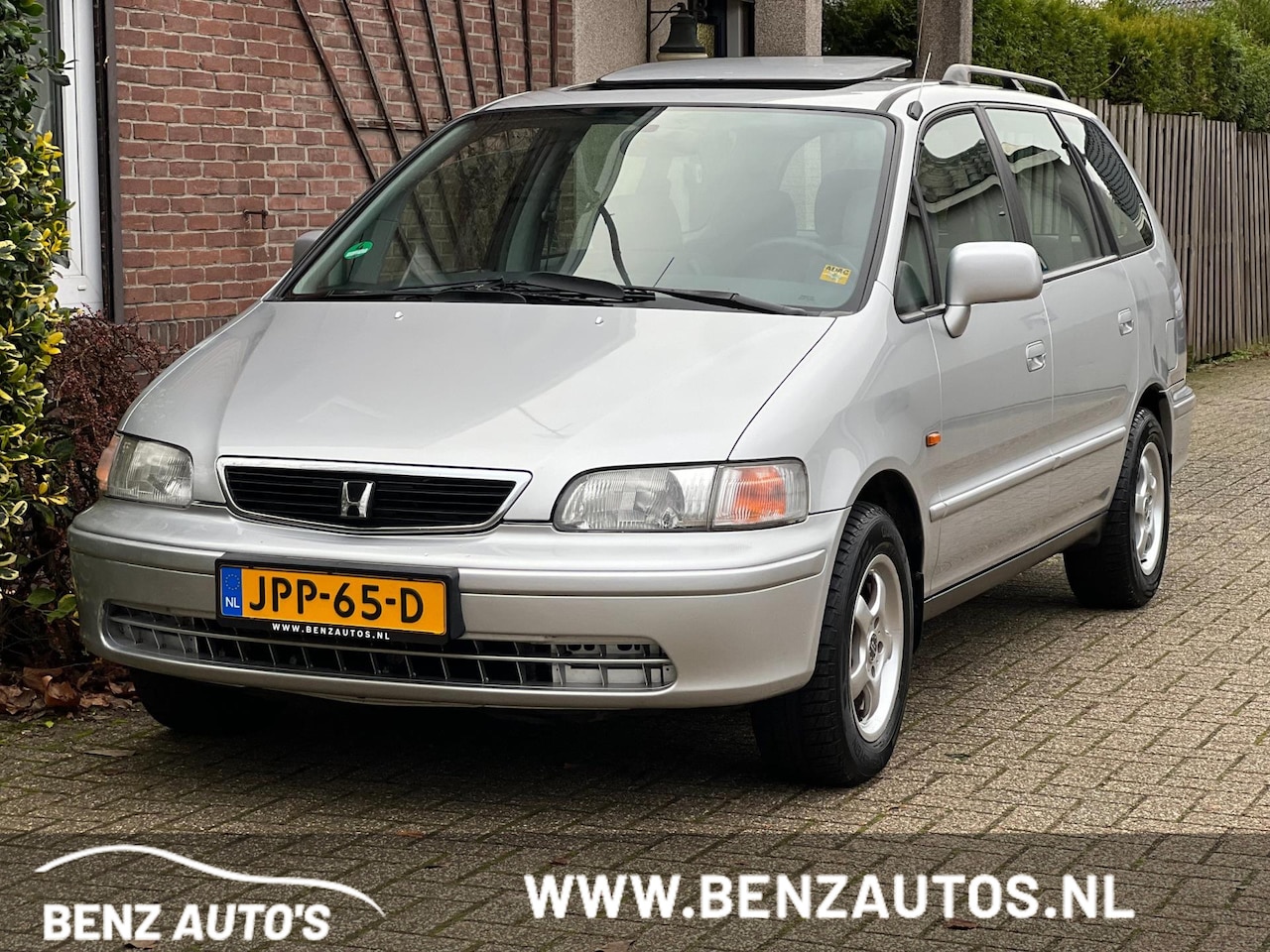 Honda Shuttle - 2.3i LS Airco/Automaat/6-persoons - AutoWereld.nl