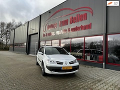 Renault Mégane Grand Tour - 1.6-16V Business Line / AIRCO / TREKHAAK /