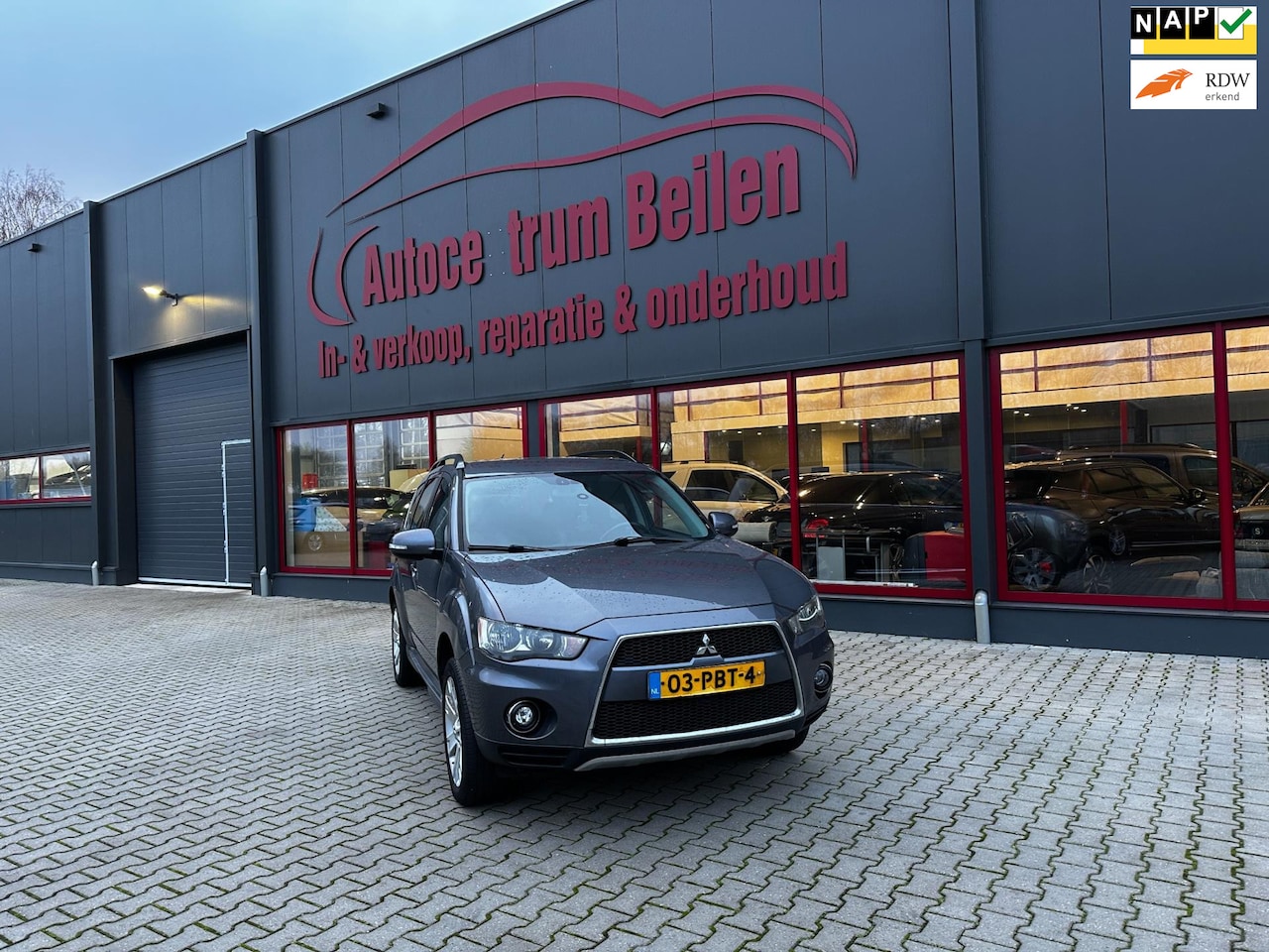 Mitsubishi Outlander - 2.0 Intro Edition / LPG-G3 / Automaat / Airco / !!! HANDEL / EXPORT !!! - AutoWereld.nl