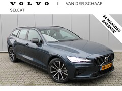 Volvo V60 - T6 Plug-in hybrid AWD Plus Dark | Sport stoelen | Trekhaak | Verwarmbaar voorruit