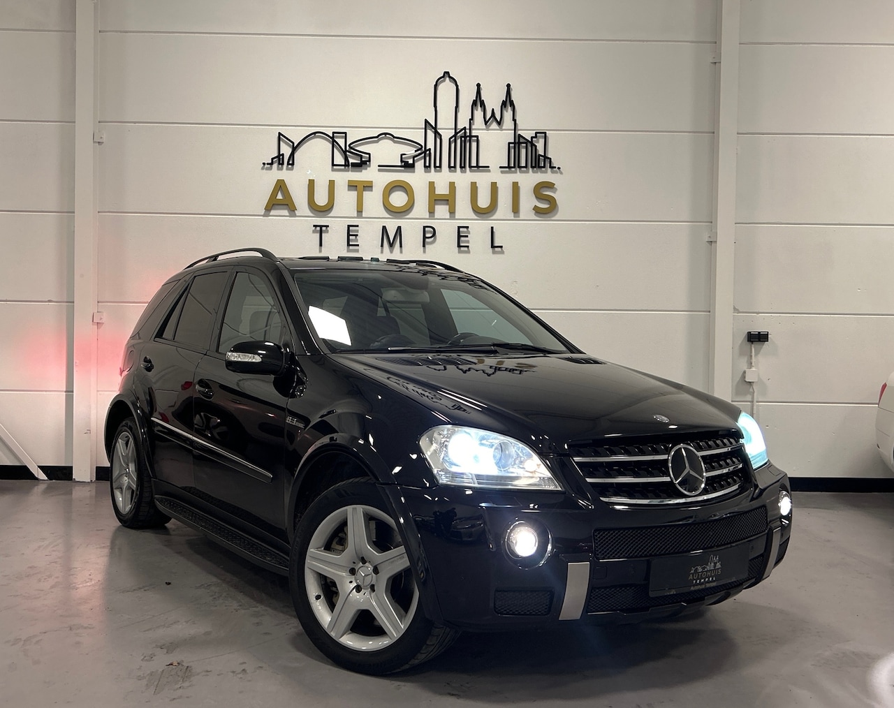 Mercedes-Benz M-klasse - AMG 63 BTW Pano Leder Cruise Climate Stoelverw Keyless 510PK VOL - AutoWereld.nl