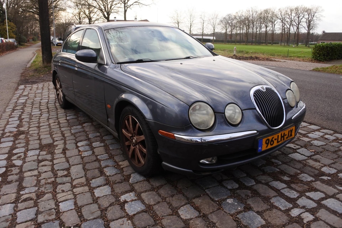 Jaguar S-type - 2.5 V6 nw apk 12-12-2026 199 dkm goed rijdend - AutoWereld.nl