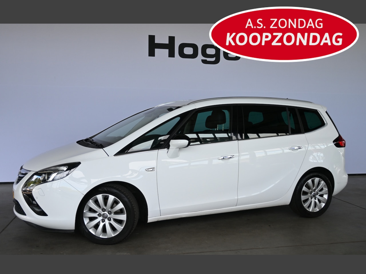 Opel Zafira Tourer - 1.4 Cosmo Airco Navigatie Cruise Control Trekhaak Rijklaarprijs Inruil Mogelijk! - AutoWereld.nl