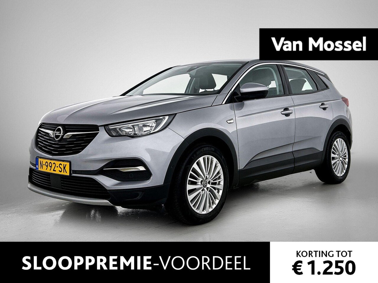 Opel Grandland X - 1.6 Turbo Business Executive | Trekhaak | LMV | Parkeer sensoren | Navigatie | Apple carpl - AutoWereld.nl