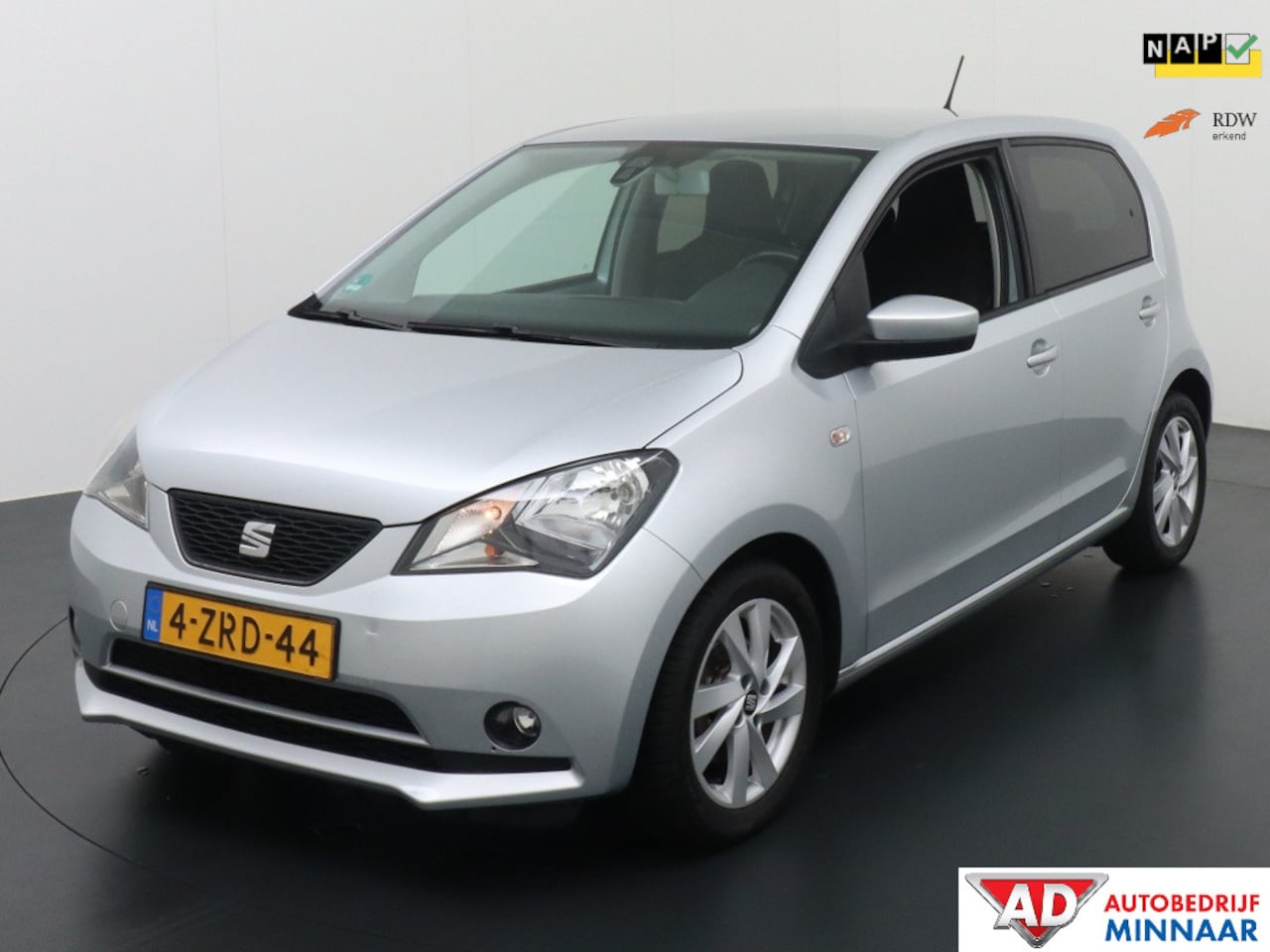 SEAT Mii - 1.0 Sport Dynamic | Airco | Stoelverwarming | Getinte ramen - AutoWereld.nl