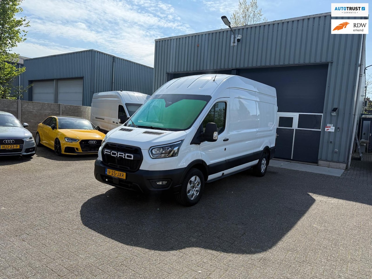 Ford Transit - 350 2.0 TDCI 165PK L3H3 Trend BOMVOL!!!!!, stoelverwarming, elek. stoelen, Xenonverlichtin - AutoWereld.nl