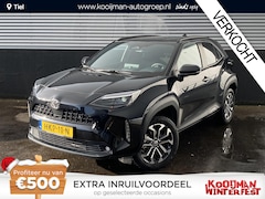 Toyota Yaris Cross - 1.5 Hybrid 115 First Edition Navigatie Apple CarPlay/Android Auto, stoel- & stuurverwarmin