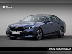BMW 5-serie - 530e | High Executive | Glazen panoramadak | Harman-Kardon sound system | Voorstoelen verw