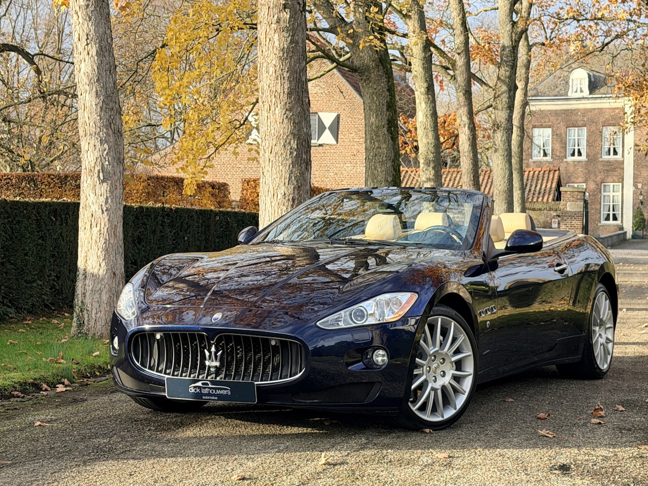 Maserati GranCabrio - 4.7 / 2E EIGENAAR / YOUNGTIMER / DEALER SERVICED - AutoWereld.nl