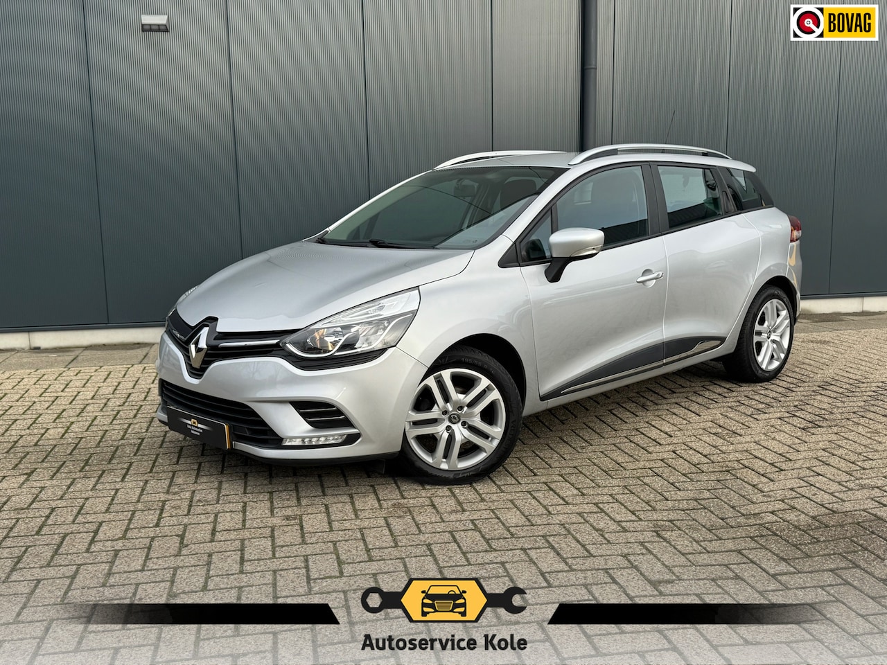 Renault Clio Estate - 1.2 16V Life * Navigatie * Parkeersensoren * Cruise Control * - AutoWereld.nl