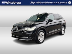 Volkswagen Tiguan - 1.4 TSI DSG eHybrid Elegance / Panoramadak / Elek Achterklep Met Virtual Pedal / LED Matri