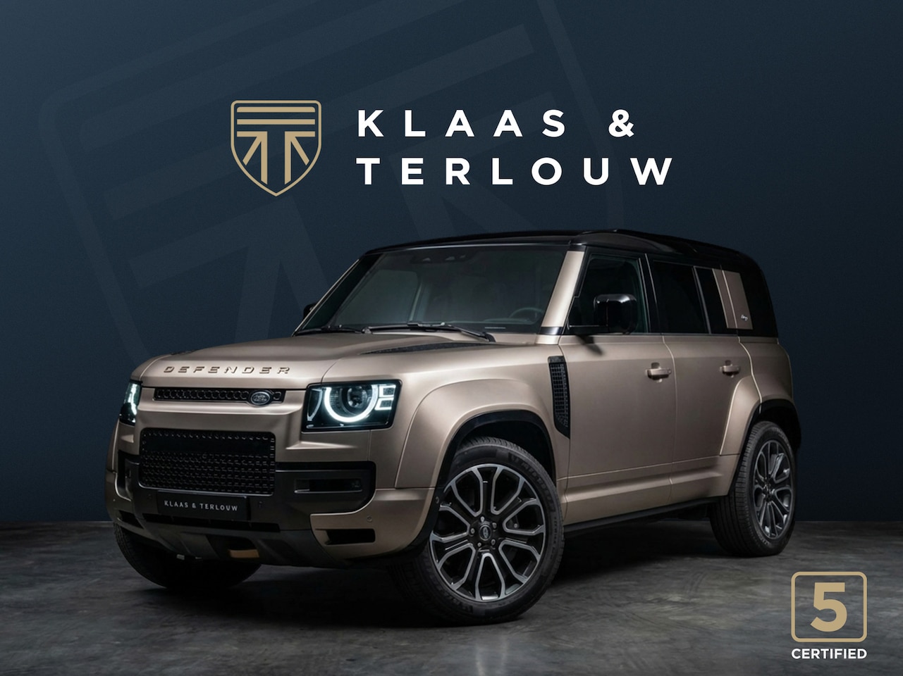 Land Rover Defender 110 - 4.4 P635 110 Octa | NP € 292.109 | Matt | V8 - AutoWereld.nl