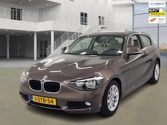 BMW 1-serie - 114i EDE Business / NL prijs 9499