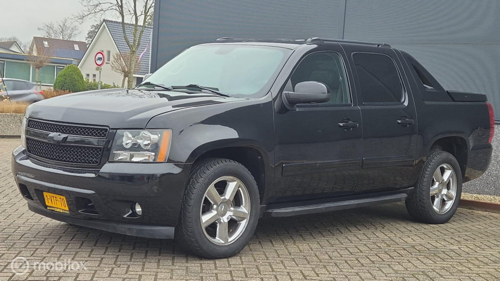 Chevrolet Avalanche - USA 5.3 V8 4WD LPG LEER PANODAK (KM NAP) - AutoWereld.nl