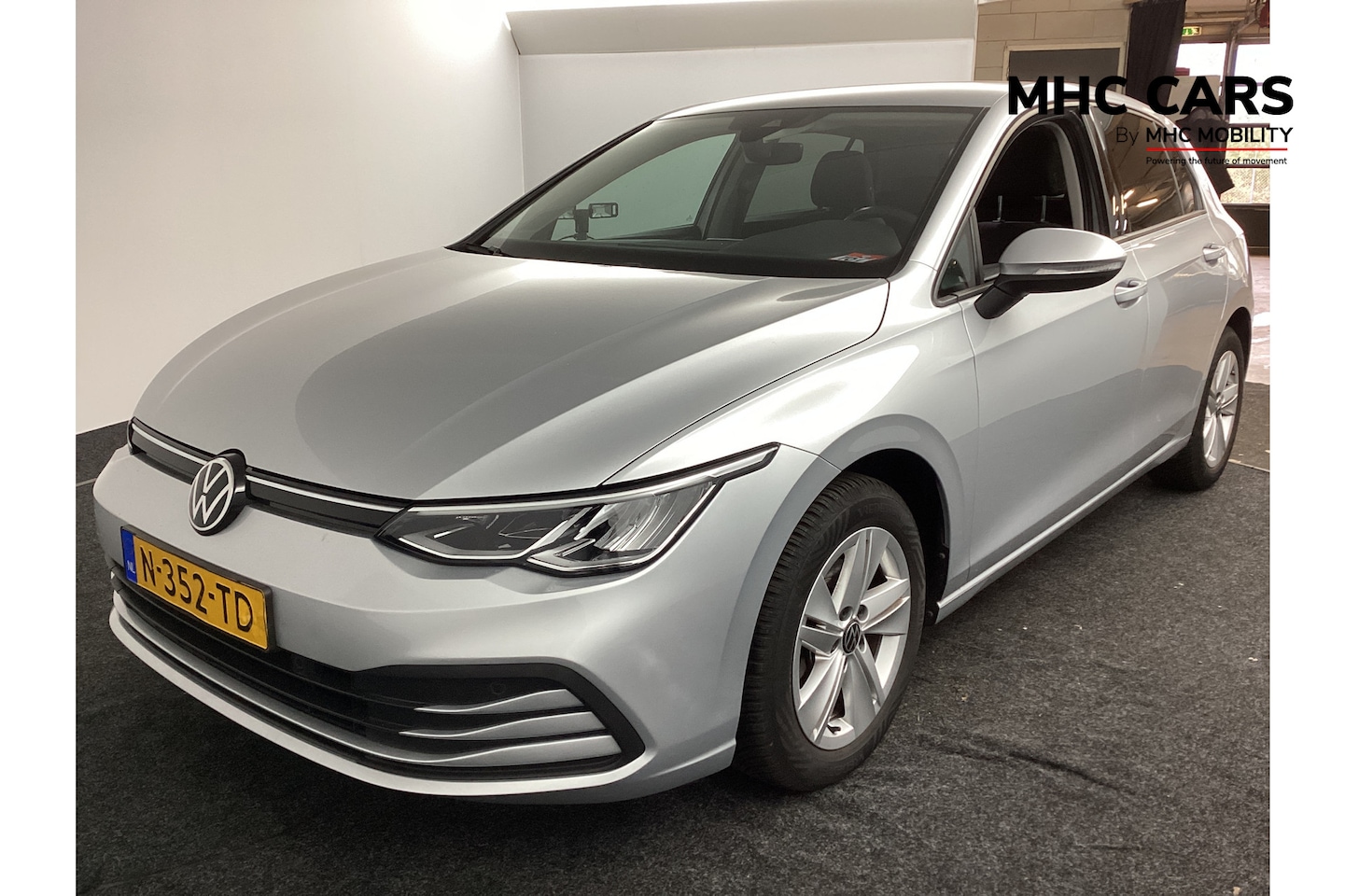 Volkswagen Golf - 1.0 eTSI Life | Climate | Navi |* 27 t/m 31 dec eindejaarsshow!! - AutoWereld.nl