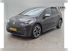Volkswagen ID.3 - First Plus 58 kWh | Camera | Navi |* 27 t/m 31 dec eindejaarsshow