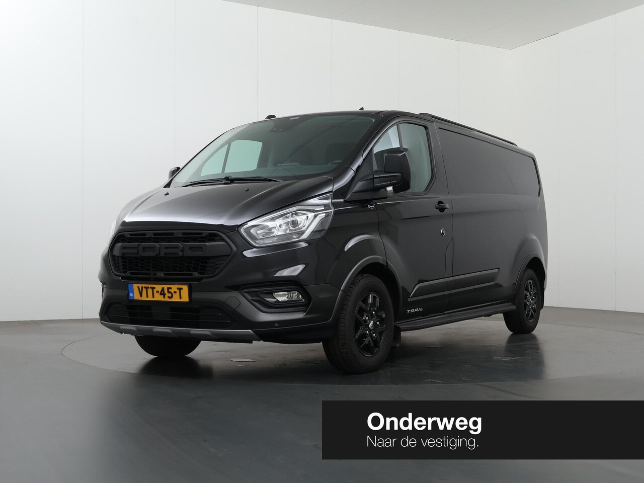 Ford Transit Custom - 300 2.0 TDCI L2 H1 | TRAIL UITVOERING | LEDEREN BEKLEDING | NAVIGATIE | CAMERA | CRUISE CO - AutoWereld.nl