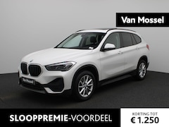 BMW X1 - sDrive18i Executive AUTOMAAT | PANO-SCHUIFDAK | TREKHAAK | NAVIGATIE | CAMERA | KLIMAATREG