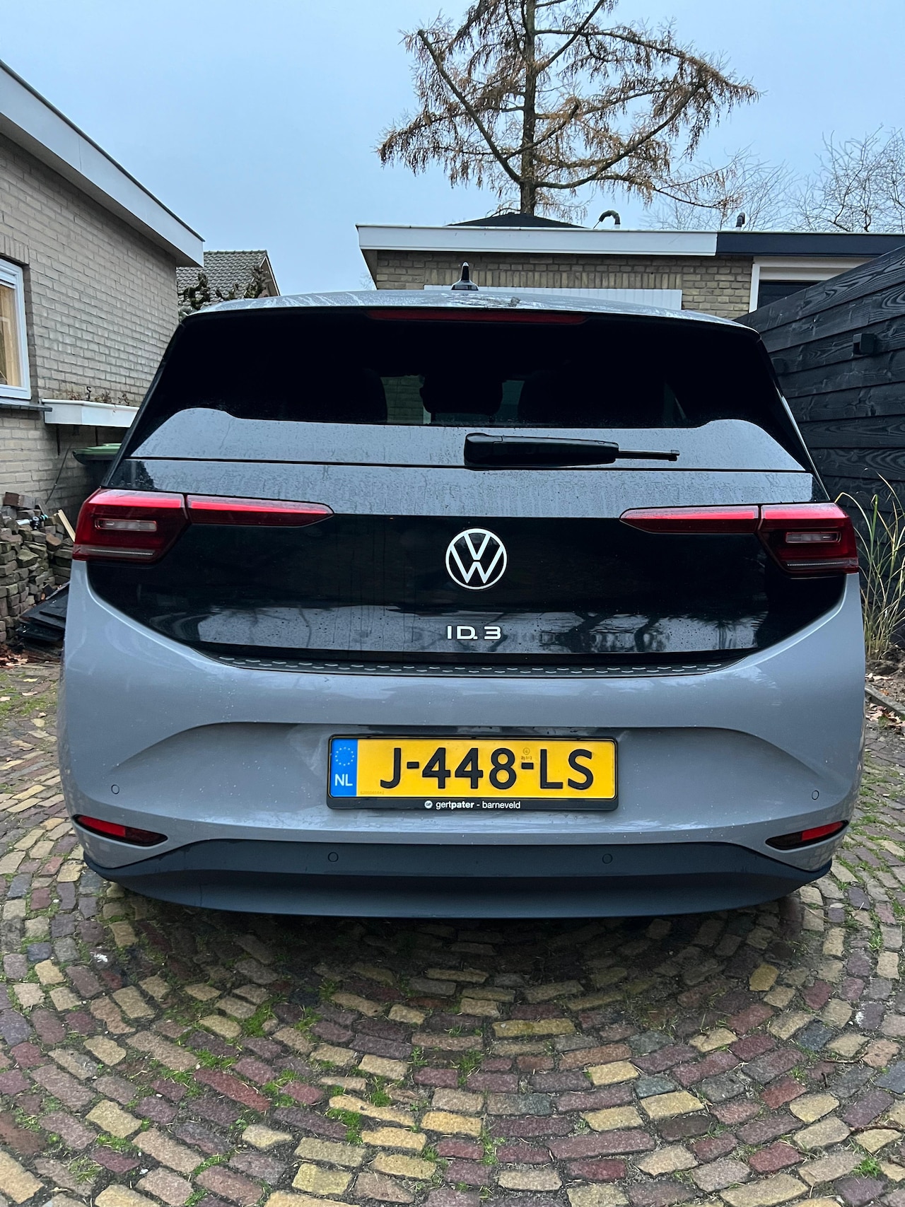 Volkswagen ID.3 - First Max 20" - HUD - Massagestoelen - Panoramadak - travelassist (autonoom rijden) - AutoWereld.nl