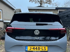 Volkswagen ID.3 - First Max 20" - HUD - Massagestoelen - Panoramadak - travelassist (autonoom rijden)