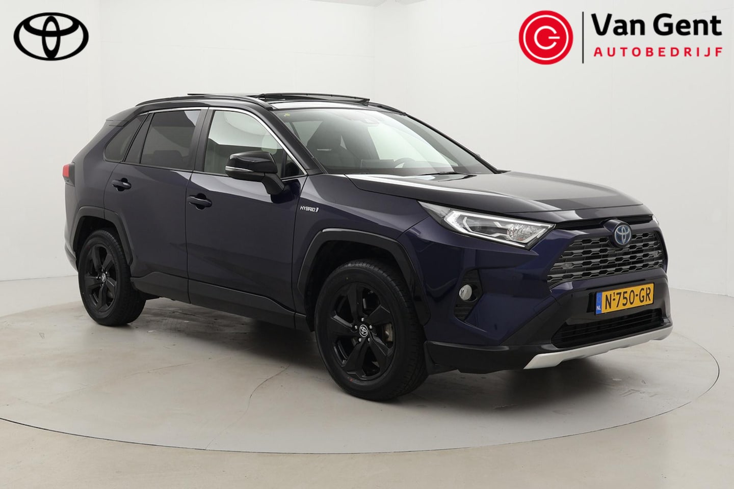 Toyota RAV4 - 2.5 Hybrid AWD Bi-Tone | Panoramadak | Trekhaak | Leder | Navigatie | Stoelverwarming | Pa - AutoWereld.nl