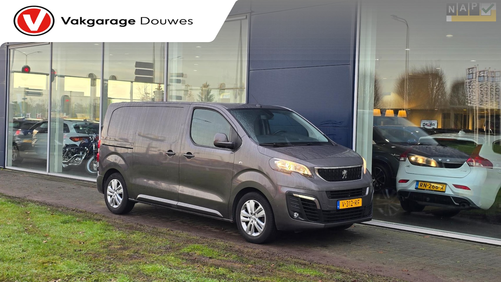 Peugeot Expert - 226S 1.6 BlueHDI 95 Premium |NAP |BTW |Camera|Trekhaak - AutoWereld.nl