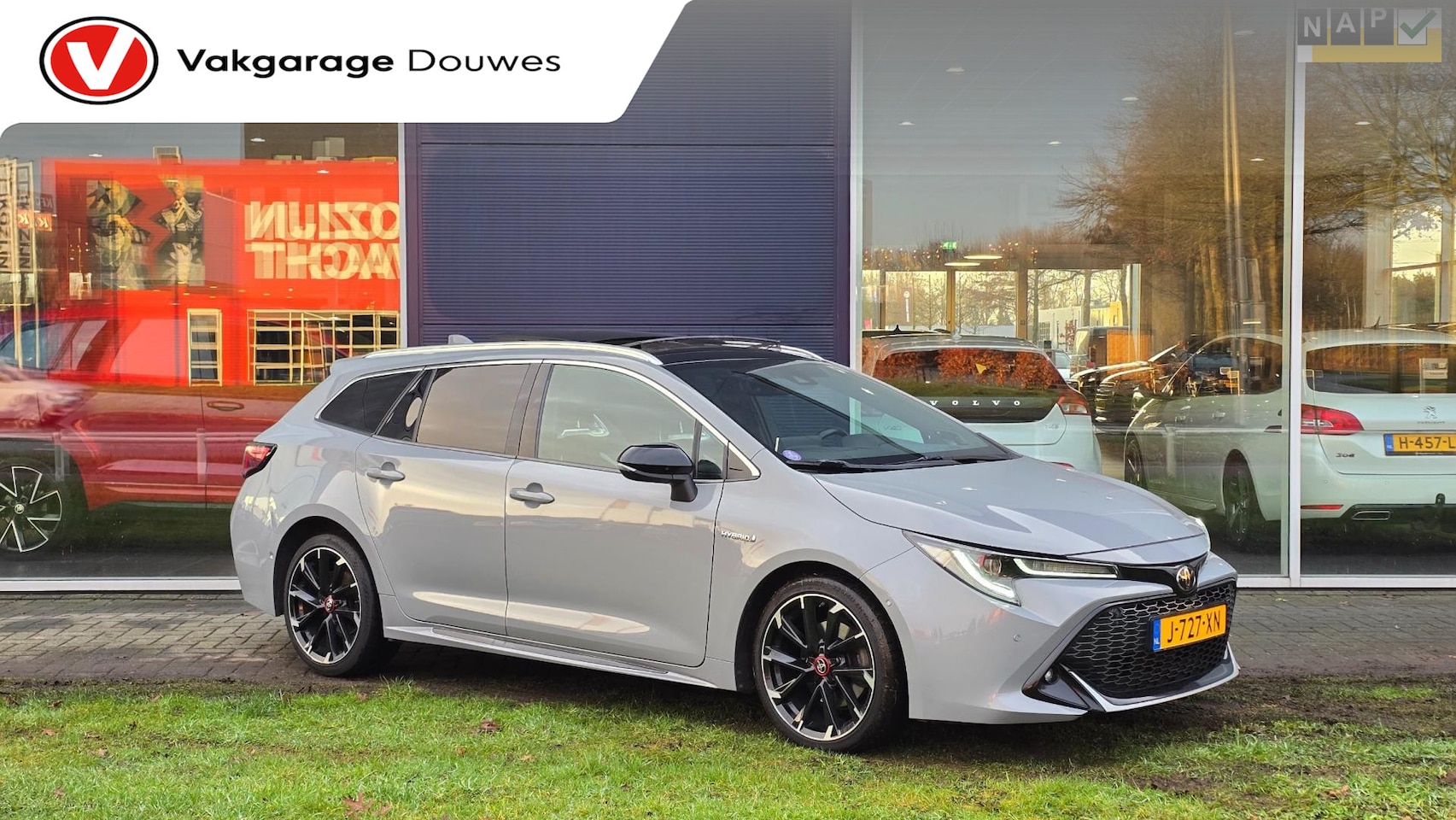 Toyota Corolla Touring Sports - 2.0 Hybrid Business GR-Sport |NAP |Dealeronderhouden|Pano|ACC - AutoWereld.nl
