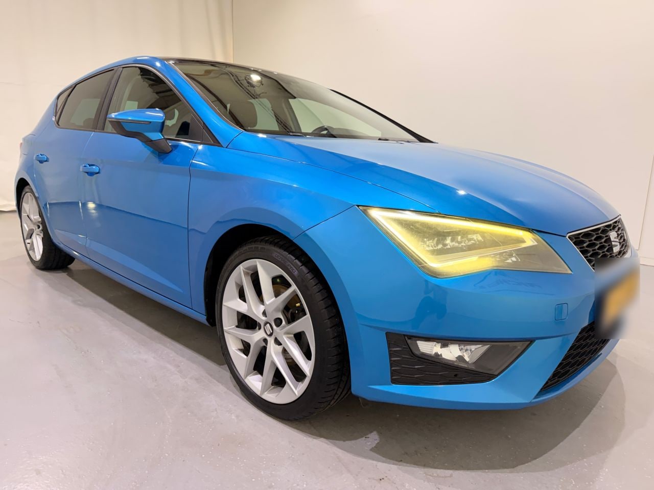 SEAT Leon - 1.4 TSI FR Business Pano/Clima - AutoWereld.nl