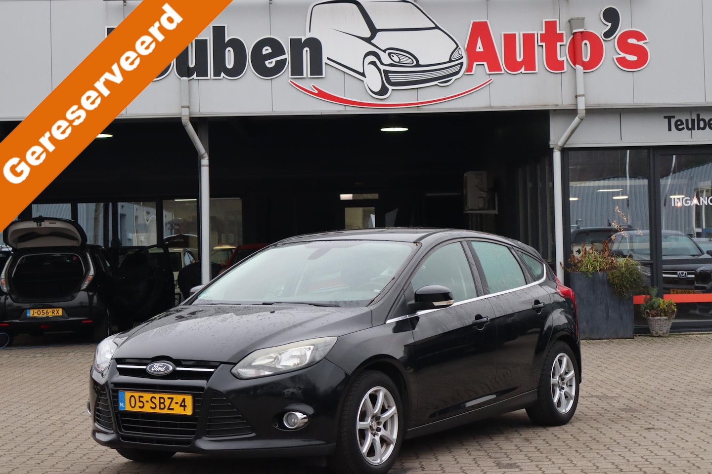 Ford Focus - 1.6 TI-VCT First Edition Climate control, Stoelverwarming, Cruise control, Licht metalen w - AutoWereld.nl