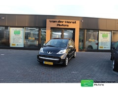 Peugeot 107 - 1.0-12V Millesim 200 AIRCO