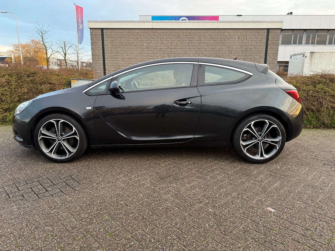 Opel Astra GTC - 1.6 Turbo Sport 1.6 Turbo Sport - AutoWereld.nl