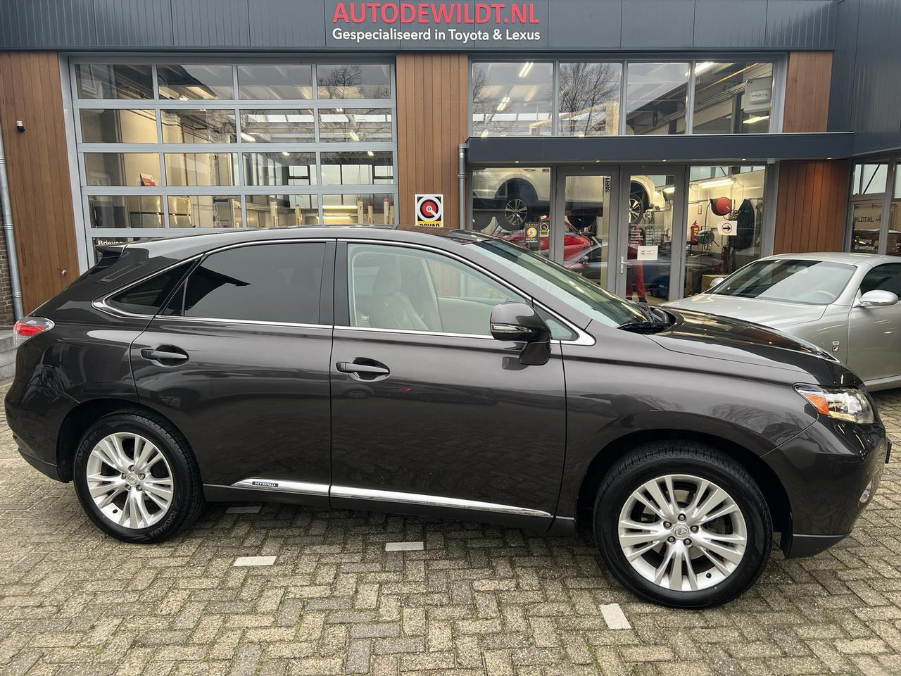 Lexus RX 450h - 3.5 V6 4WD EXECUTIVE A/T + 12 MND BOVAG - AutoWereld.nl