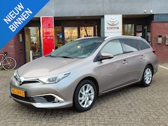Toyota Auris Touring Sports - 1.8 Hybrid LEASE PRO STOELVERW 4S-BANDEN PARK-SENSOREN BLUETOOTH CRUISE NAVI CLIMA CAMERA