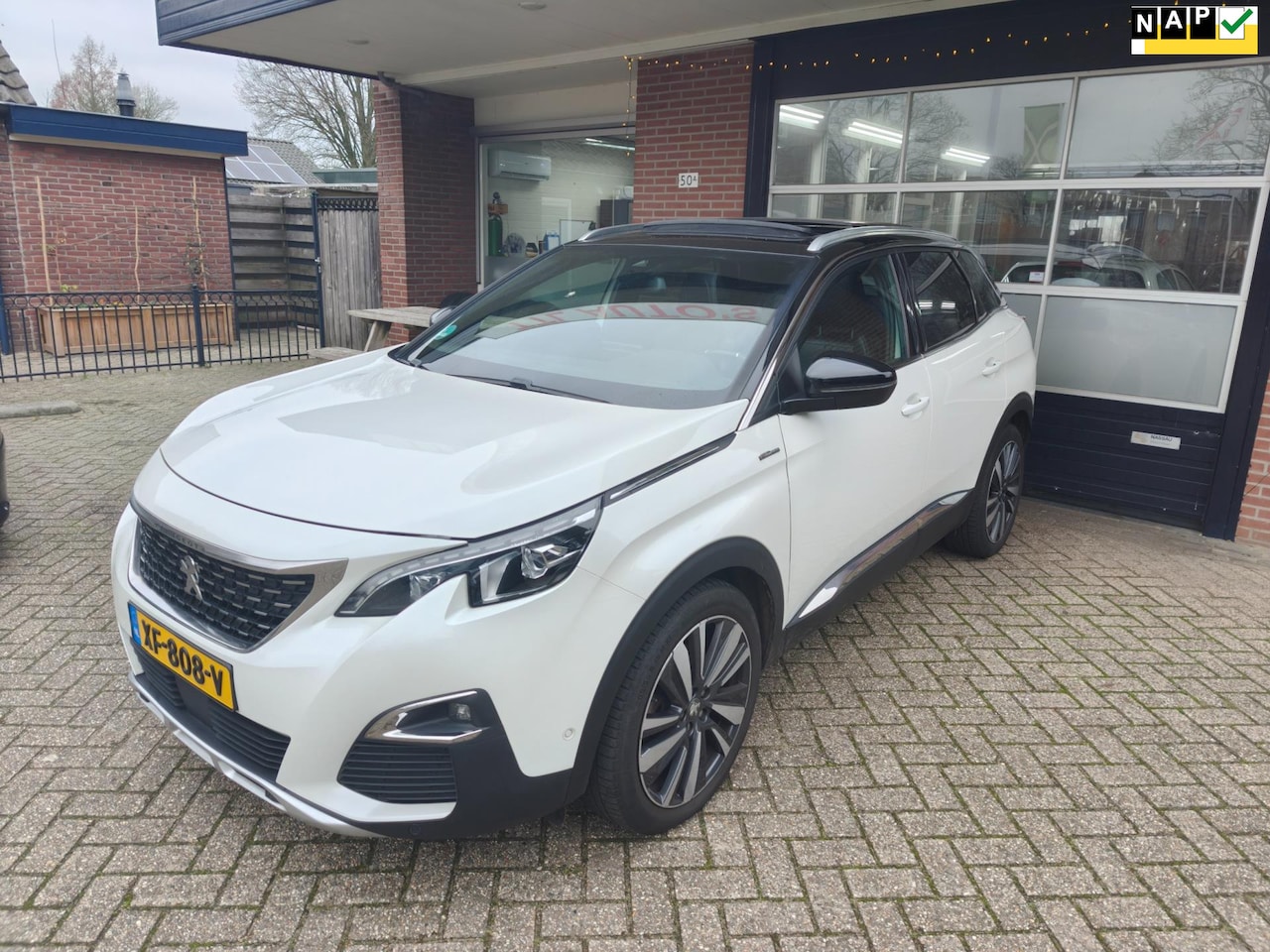 Peugeot 3008 - 1.2 GT Line, Panorama, Leer, Trekhaak, 1e eig, BTW, NAP - AutoWereld.nl