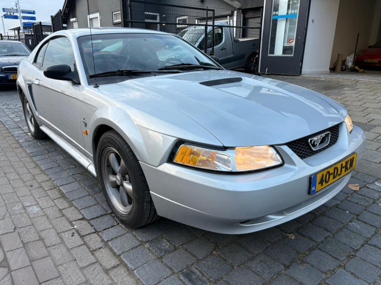 Ford Mustang - USA 3.8 V6 Coupé Automaat - AutoWereld.nl