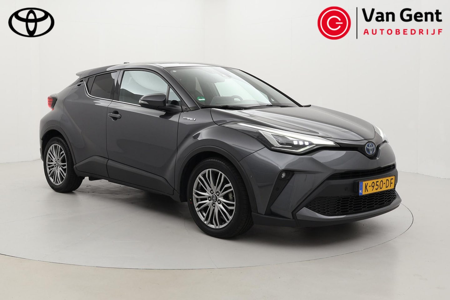 Toyota C-HR - 1.8 Hybrid Executive | Dodehoek detectie | JBL | Navigatie | Stoelverwarming | Keyless | F - AutoWereld.nl