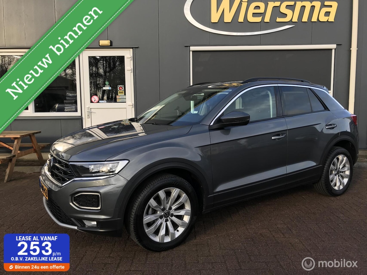 Volkswagen T-Roc - 1.0 TSI Style panoramadak, camera - AutoWereld.nl