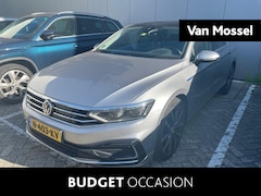Volkswagen Passat - 1.4 TSI GTE Business 218 PK | Apple Carplay | Panoramadak | Lederen Bekleding | Digital Co