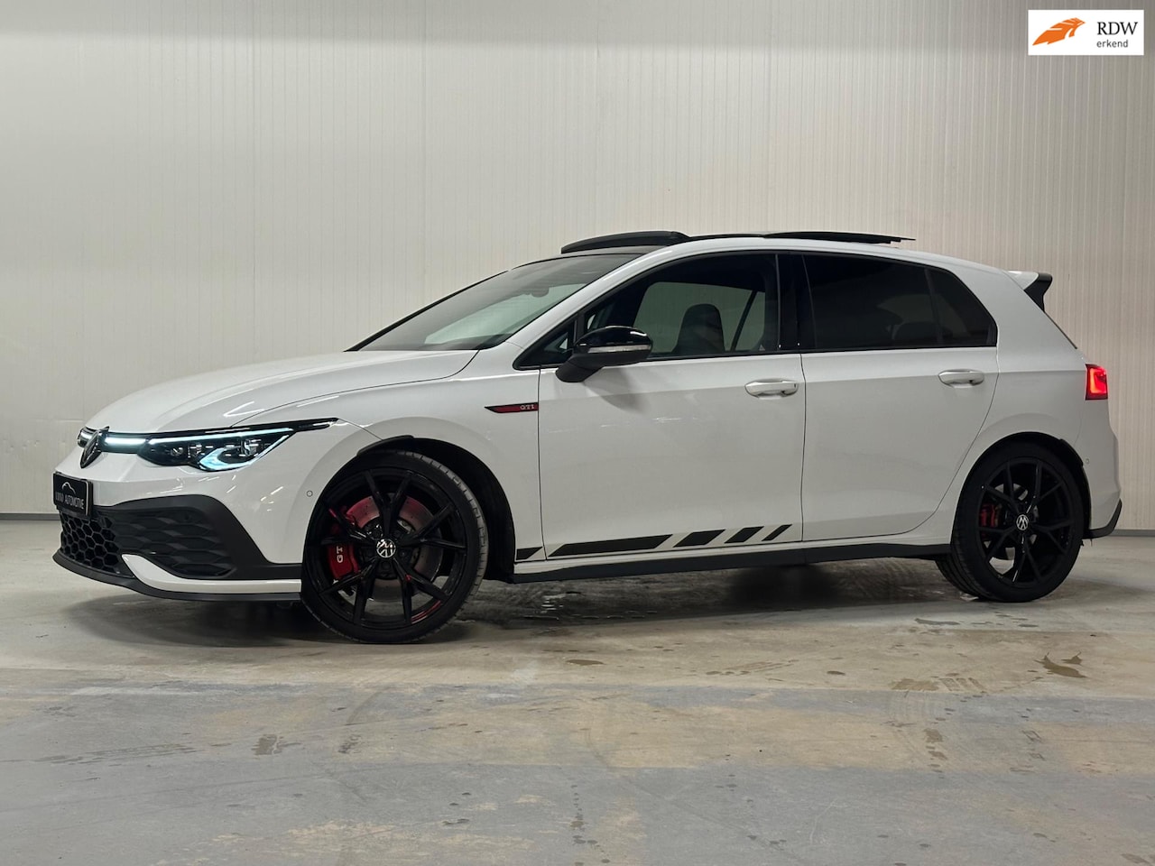 Volkswagen Golf - 2.0 TSI GTI Clubsport | PANO | LEDER | CAMERA | H&K - AutoWereld.nl