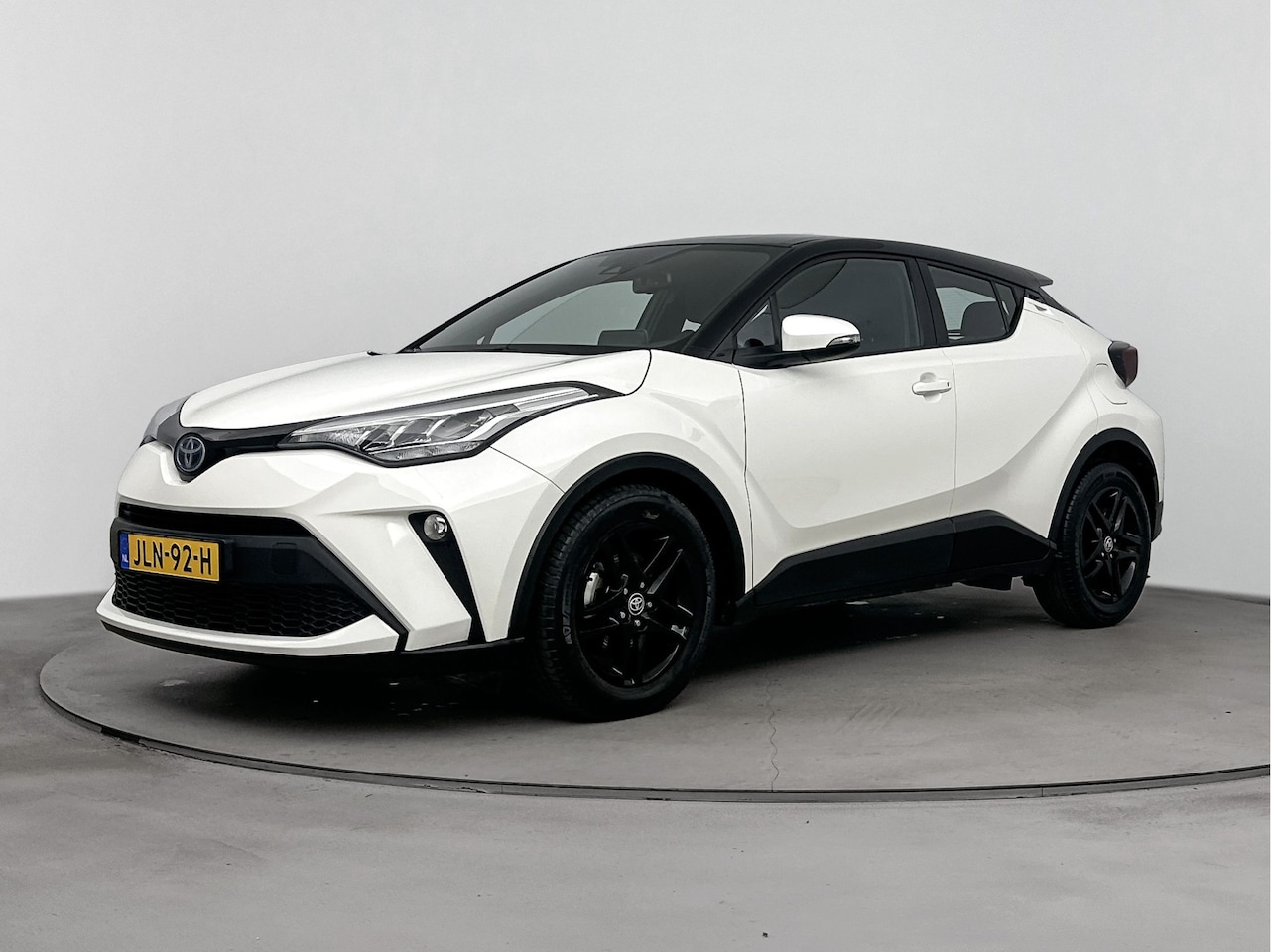 Toyota C-HR - 1.8 Hybrid Business |apple carplay | achteruitrijcamera | Zwarte velgen | - AutoWereld.nl